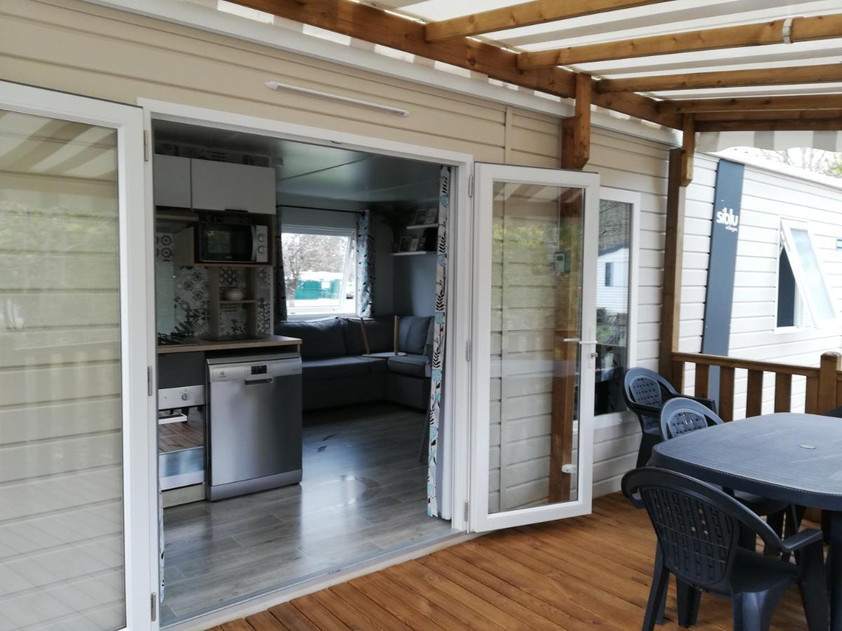 סן-ז'וליין-אן-בורן Sbvacances Tout Confort 2Ch Et 1Sdb, Environnement Calme Et Verdoyant Dans Camping 4 Etoiles מראה חיצוני תמונה